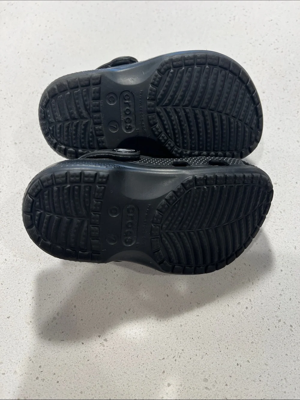 CROCS description selling
